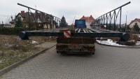 transport of overwidth goods by tele-semi trailer
