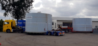 transport of oversized tanks by lowloader tiefbett trailers in convoi